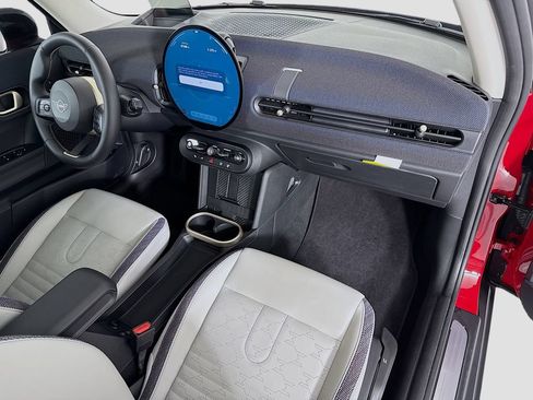 Certified 2025 MINI Cooper S FWD image 17