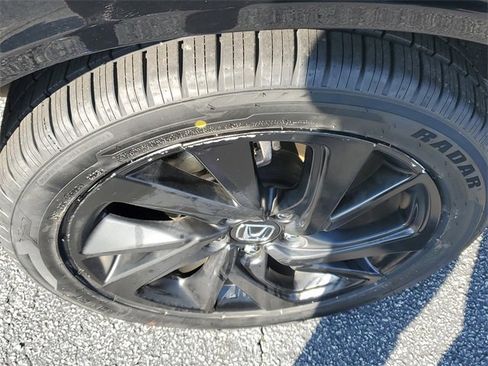 Used 2022 Honda HR-V Sport image 7