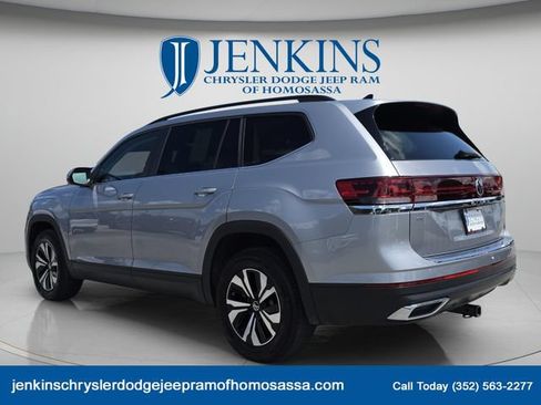 Used 2024 Volkswagen Atlas SE FWD image 7
