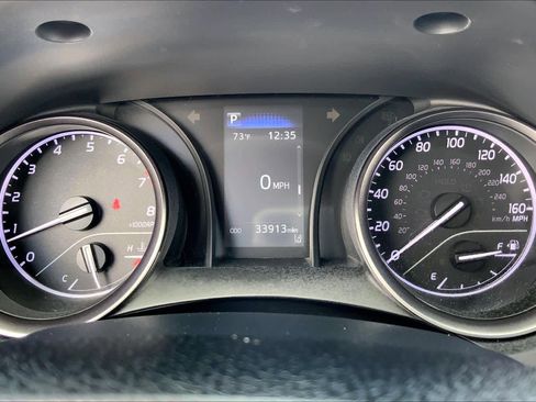 Used 2023 Toyota Camry SE image 24