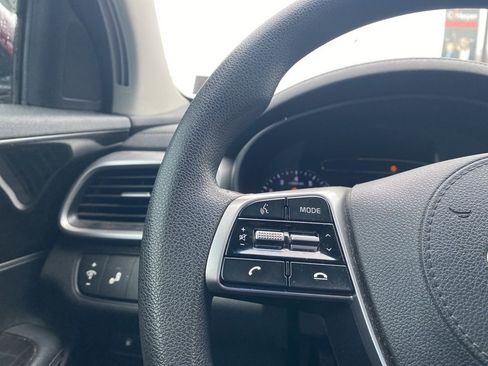 Used 2019 Kia Sorento LX image 7