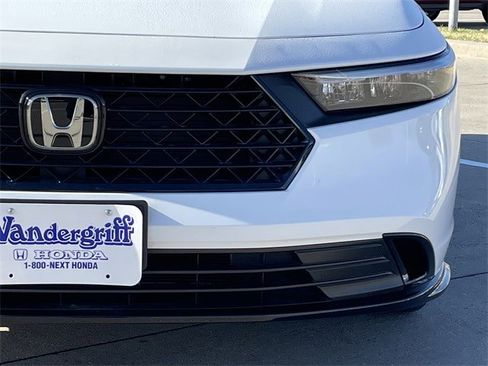 Certified 2025 Honda Accord Sport image 8