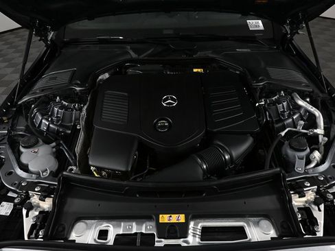 Used 2025 Mercedes-Benz C 300 Sedan image 31