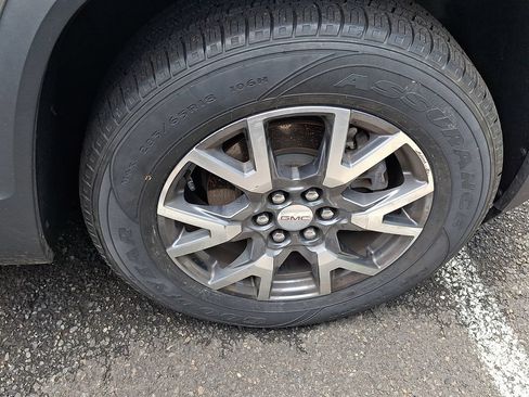 Certified 2023 GMC Acadia SLT AWD/4WD image 7