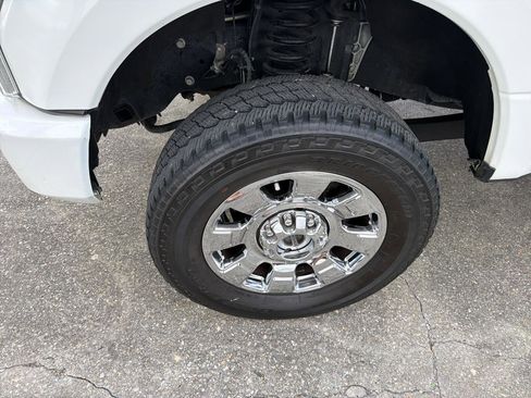 Used 2020 Ford F250 Platinum w/ FX4 Off-Road Package image 14