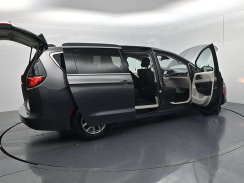 Used 2023 Chrysler Voyager LX FWD image 53