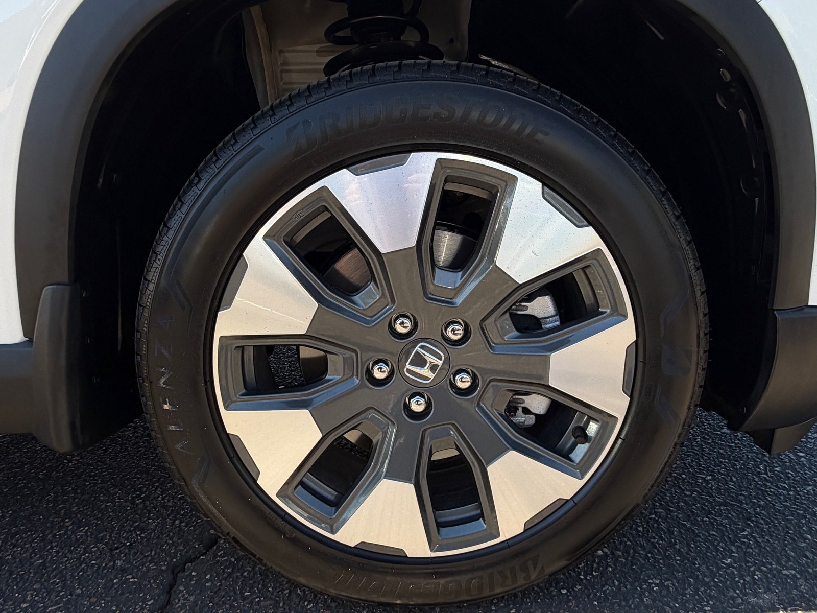 Used 2026 Honda Pilot Touring image 11