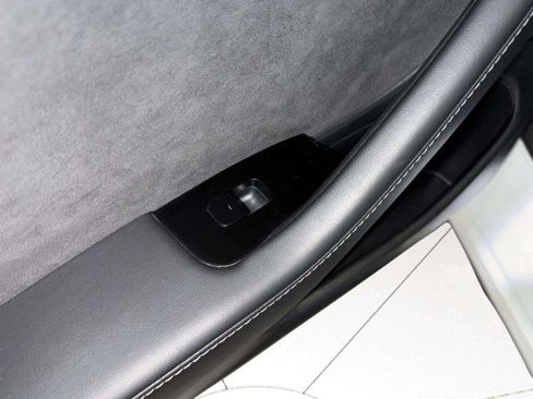 Used 2020 Tesla Model 3 Standard Range Plus image 30