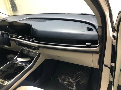 New 2026 Kia Carnival SX image 14