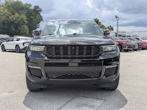 Used 2025 Jeep Grand Cherokee L Limited w/ Luxury Tech Group II RWD image 9