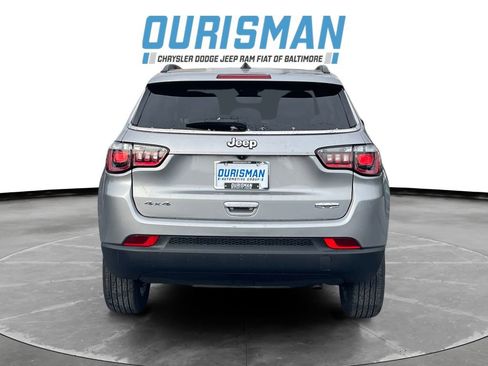 Used 2022 Jeep Compass Latitude w/ Convenience Group image 5