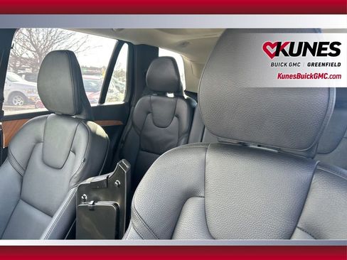 Used 2024 Volvo XC90 B5 Plus image 15