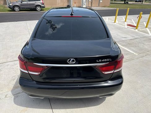 Used 2013 Lexus LS 460 L w/ Preferred Accessory Package RWD image 11
