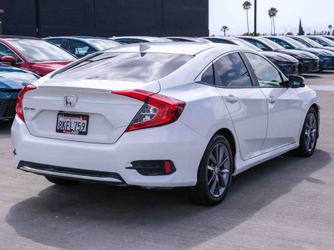 Used 2019 Honda Civic EX image 4
