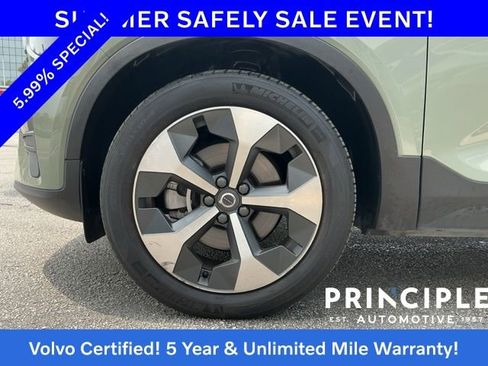 Certified 2024 Volvo XC40 B5 Core AWD/4WD image 10