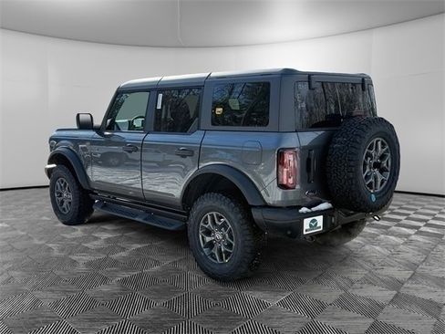 New 2025 Ford Bronco Badlands image 3