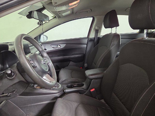 Used 2021 Kia Forte LXS FWD image 12
