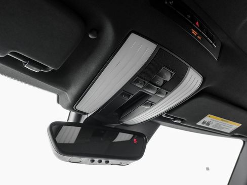 Used 2018 Mercedes-Benz AMG GT R image 34