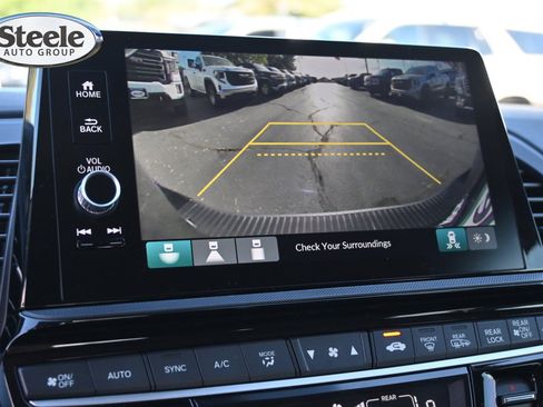 Used 2026 Honda Odyssey EX-L image 13
