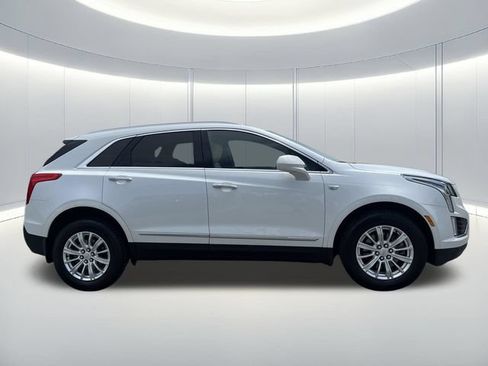 Used 2019 Cadillac XT5 FWD image 6