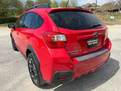 Used 2016 Subaru Crosstrek 2.0i Premium w/ Special Edition AWD/4WD image 3