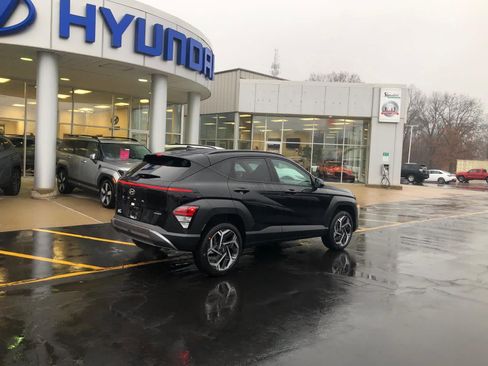 New 2026 Hyundai Kona SEL Premium AWD/4WD image 2