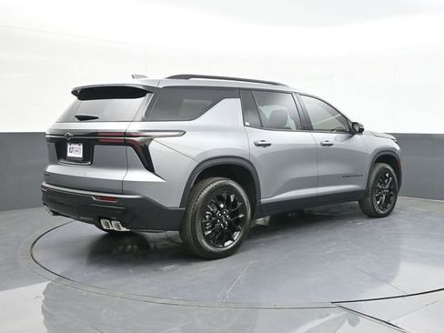 New 2026 Chevrolet Traverse LT w/ Midnight/Sport Edition FWD image 13