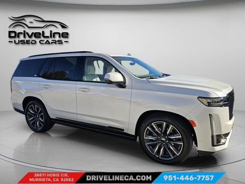 Used 2024 Cadillac Escalade Sport Platinum w/ Heavy-Duty Trailer Package image 12