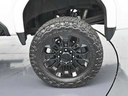 Used 2025 GMC Sierra 2500 Denali Ultimate image 37