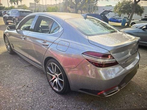 Used 2025 Genesis G70 2.5T image 3