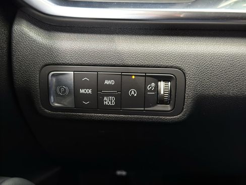 Used 2026 GMC Terrain Elevation AWD/4WD image 30