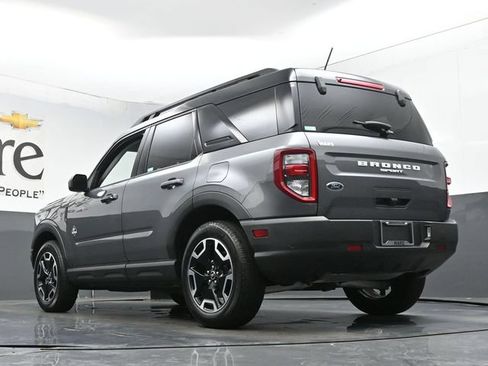 Used 2024 Ford Bronco Sport Outer Banks w/ Tech Package AWD/4WD image 5