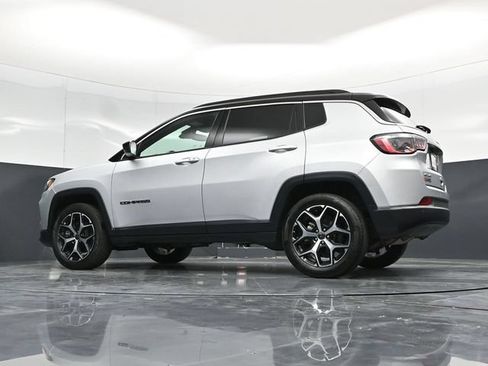Used 2025 Jeep Compass Limited AWD/4WD image 62