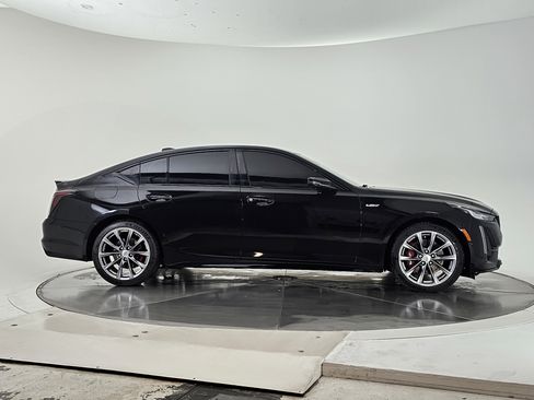 Used 2021 Cadillac CT5 V w/ Premium Package image 2