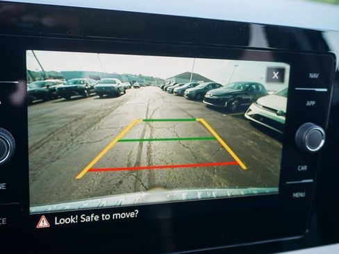 New 2025 Volkswagen Taos SEL image 19