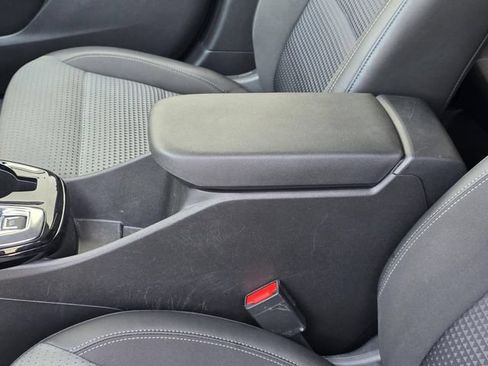 Used 2024 Chevrolet Trax LT FWD image 8