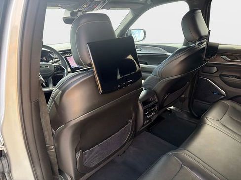 Used 2023 Jeep Grand Cherokee Overland w/ Rear Seat Video Group I RWD image 13