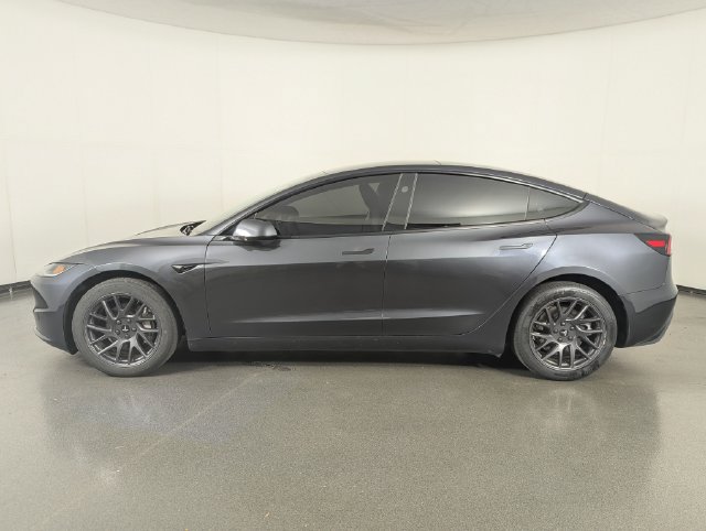 Used 2025 Tesla Model 3 Long Range RWD image 5