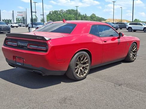 Used 2016 Dodge Challenger SRT Hellcat RWD image 6