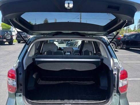 Used 2014 Subaru Forester 2.5i Premium w/ All-Weather Package AWD/4WD image 14