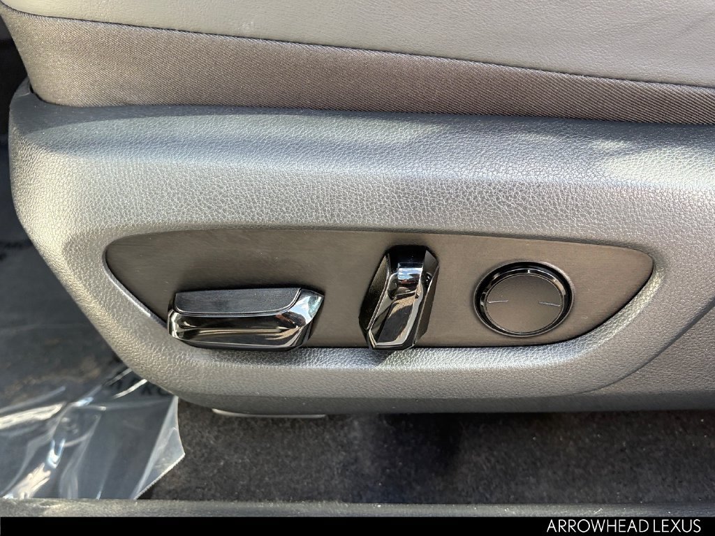 Used 2025 Lexus RX 350 Premium w/ Accessory Package FWD image 31