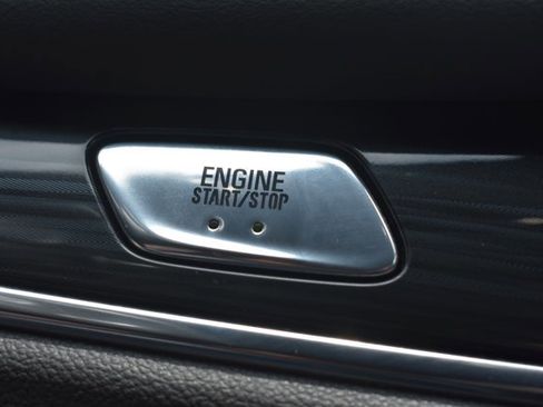 Used 2024 Buick Enclave Premium FWD image 29