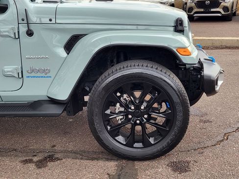 Used 2023 Jeep Wrangler Unlimited Sahara w/ Cold Weather Group image 29