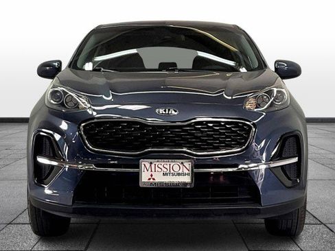 Used 2020 Kia Sportage LX image 3