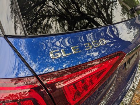 Used 2021 Mercedes-Benz GLE 350 image 12