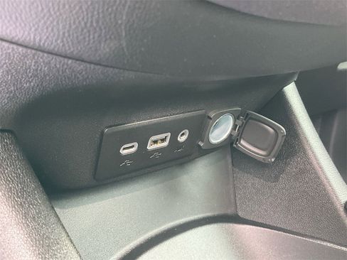 Used 2024 Chevrolet Malibu RS image 29