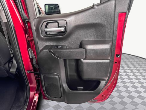 Used 2019 Chevrolet Silverado 1500 LT w/ All-Star Edition image 27