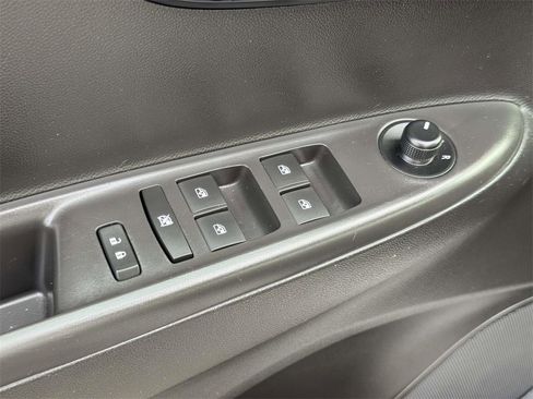 Used 2020 Chevrolet Spark LT image 18