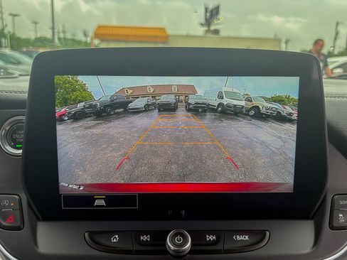 Used 2023 Chevrolet Blazer LT w/ Convenience Package FWD image 17