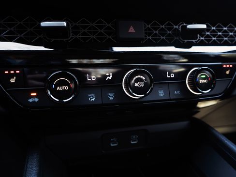 Used 2025 Honda Accord Sport image 33